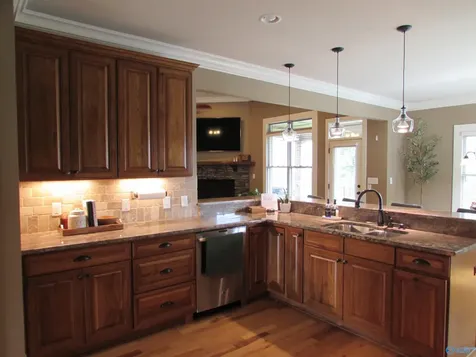 7563 Crestridge Drive Owens Cross Roads AL 35763