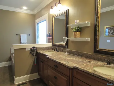 7563 Crestridge Drive Owens Cross Roads AL 35763