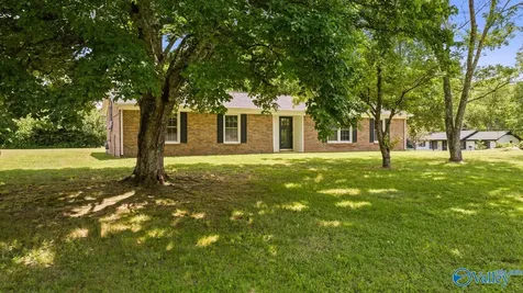 4 Park Street Fayetteville TN 37334