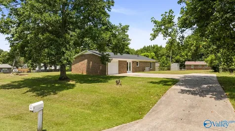 4 Park Street Fayetteville TN 37334