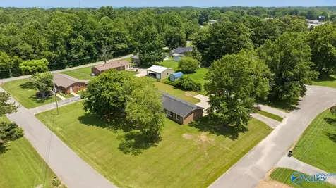 4 Park Street Fayetteville TN 37334