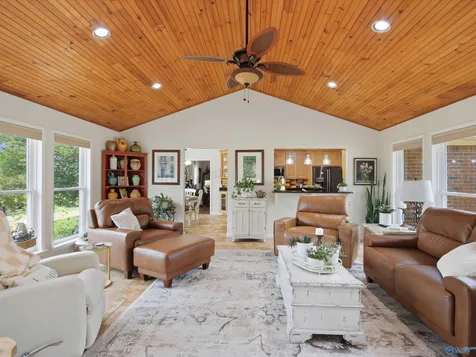 311 Dodd Road Guntersville AL 35976