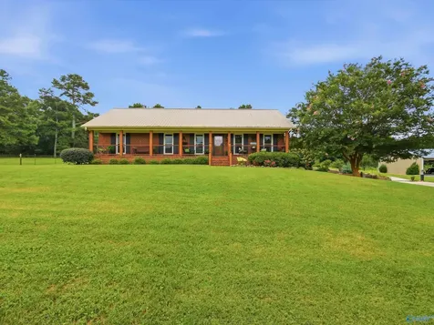 311 Dodd Road Guntersville AL 35976