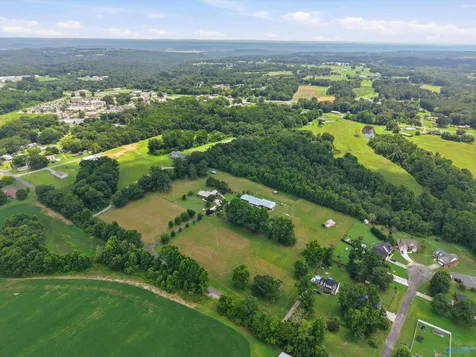311 Dodd Road Guntersville AL 35976