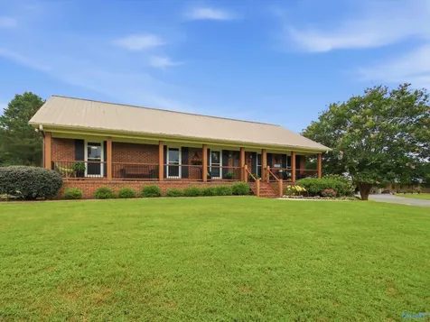 311 Dodd Road Guntersville AL 35976