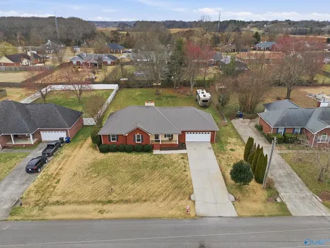 112 Gerald Drive Hazel Green AL 35750