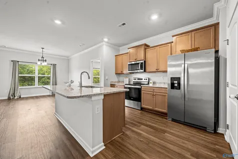 6613 Shearleaf Road NW Huntsville AL 35806