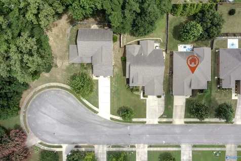 6805 Wintercrest Way Owens Cross Roads AL 35763