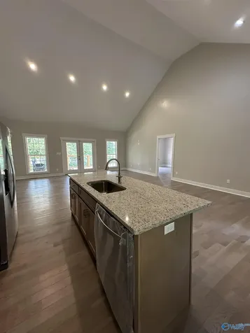 42 Dunsmore Drive Grant AL 35747