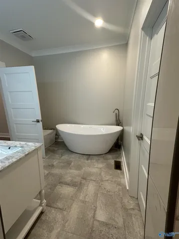 42 Dunsmore Drive Grant AL 35747