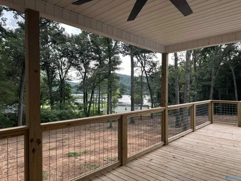 42 Dunsmore Drive Grant AL 35747