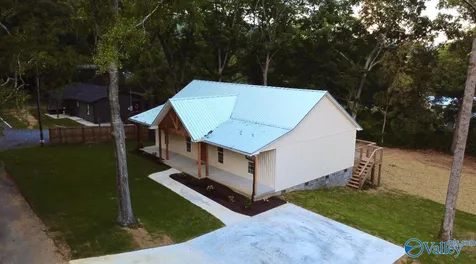 42 Dunsmore Drive Grant AL 35747