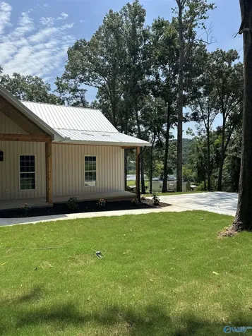 42 Dunsmore Drive Grant AL 35747