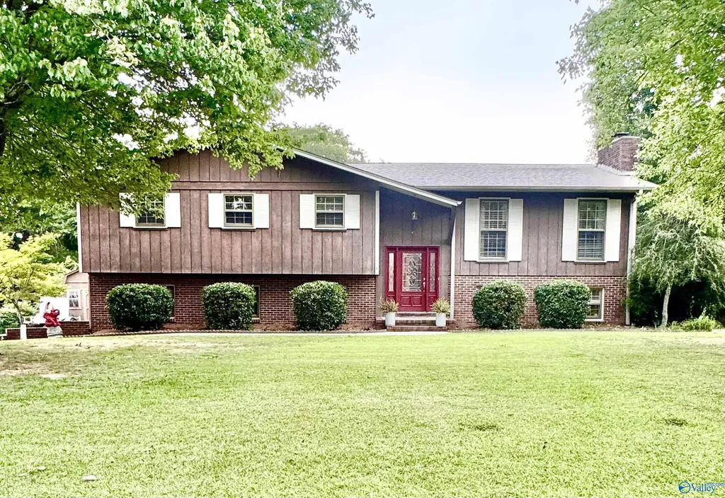 910 Brentwood Drive Cullman AL 35055
