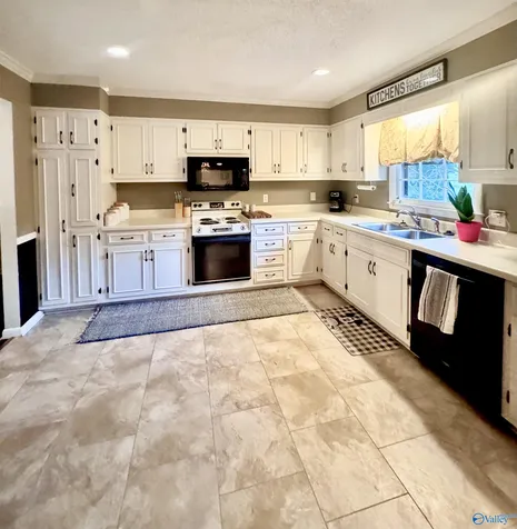 910 Brentwood Drive Cullman AL 35055