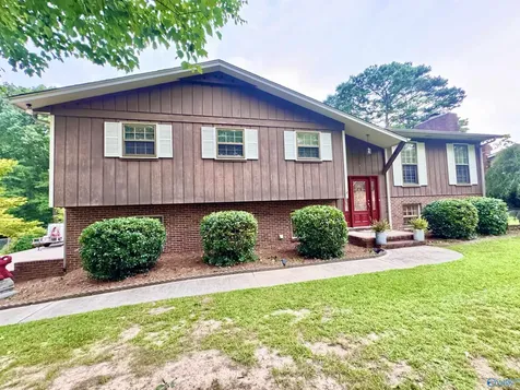910 Brentwood Drive Cullman AL 35055