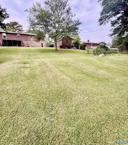 910 Brentwood Drive Cullman AL 35055