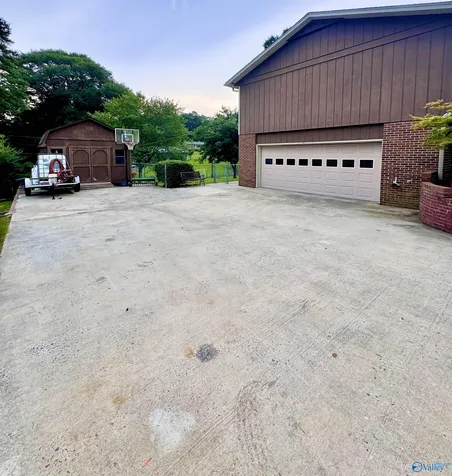 910 Brentwood Drive Cullman AL 35055