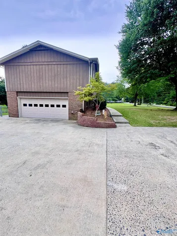 910 Brentwood Drive Cullman AL 35055
