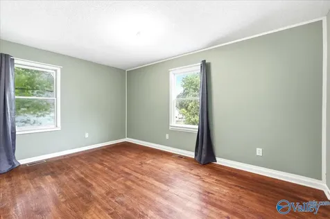 3910 Pine Avenue SW Huntsville AL 35805