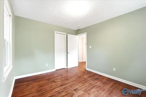 3910 Pine Avenue SW Huntsville AL 35805