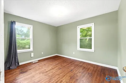 3910 Pine Avenue SW Huntsville AL 35805