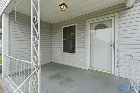 3910 Pine Avenue SW Huntsville AL 35805