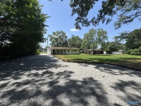 2617 Waltham Drive E Huntsville AL 35811