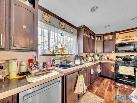 845 County Road 1728 Holly Pond AL 35083