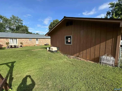 402 Highland Avenue Scottsboro AL 35768