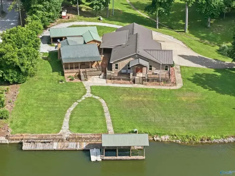 10008 Motter Drive Athens AL 35611