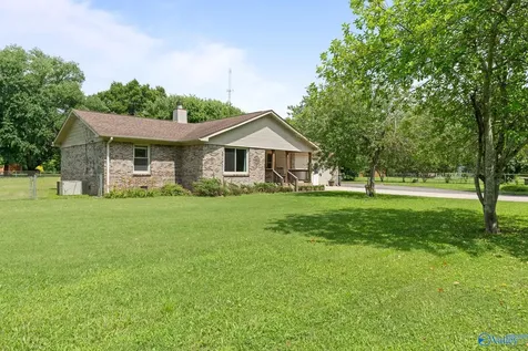 151 Sutton Drive Hazel Green AL 35750