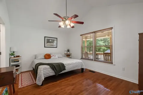 151 Sutton Drive Hazel Green AL 35750