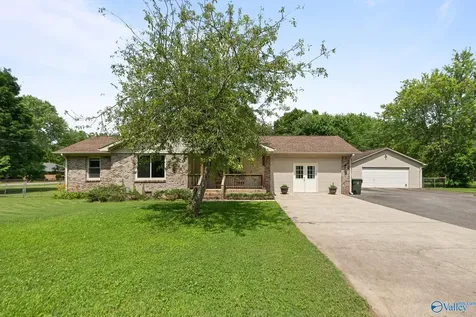 151 Sutton Drive Hazel Green AL 35750