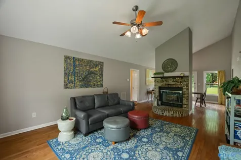 151 Sutton Drive Hazel Green AL 35750