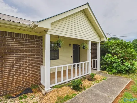 200 Silverwood Lane NE Hazel Green AL 35750