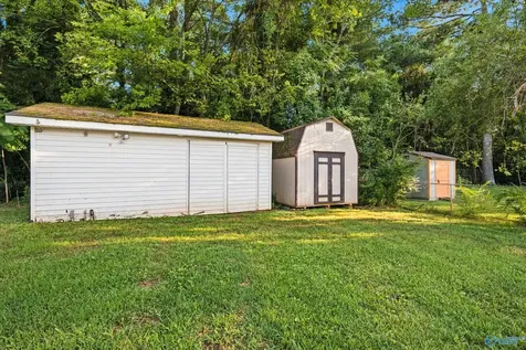 7612 Holland Drive SW Huntsville AL 35802