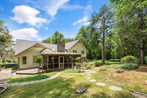 1301 Hiwan Trail Huntsville AL 35802