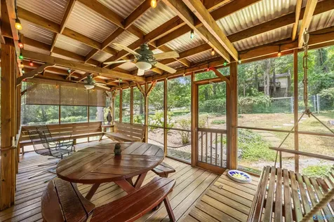 1301 Hiwan Trail Huntsville AL 35802
