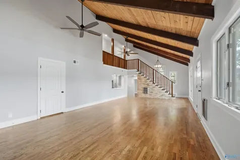 860 Snug Harbor Road Grant AL 35747