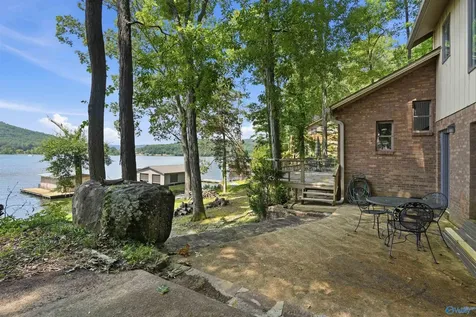860 Snug Harbor Road Grant AL 35747