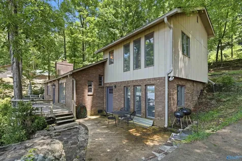 860 Snug Harbor Road Grant AL 35747