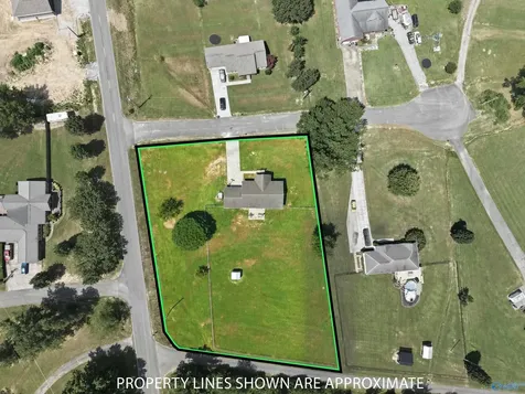 20 Sidney Drive Scottsboro AL 35769