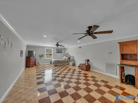 1121 Old Larkinsville Road Scottsboro AL 35768