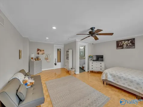 1121 Old Larkinsville Road Scottsboro AL 35768