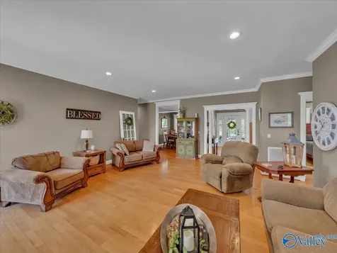 1121 Old Larkinsville Road Scottsboro AL 35768