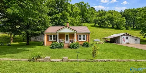 2039 Blackburn Road Cornersville TN 37047