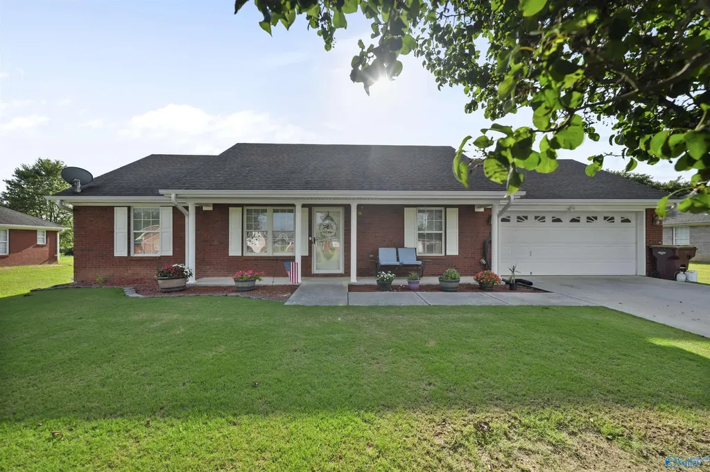 18425 Foxford Lane Athens AL 35613
