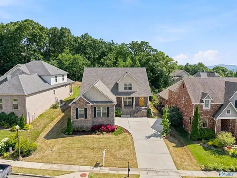3973 Hawks Way Huntsville AL 35811
