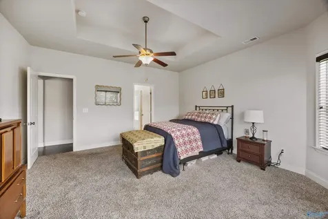 7103 Kingsbridge Lane SE Owens Cross Roads AL 35763